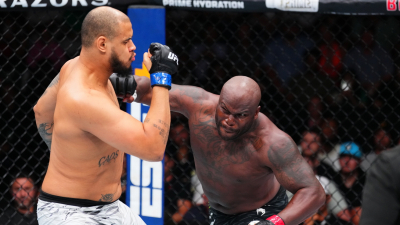 ‘검은 짐승’ 데릭 루이스, 신성 테세이라에 1R 35초 TKO승…UFC 신기록 경신
