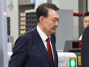 ‘두문불출’ 尹, 재소환 또 불응…특검, 강제구인 나선다