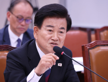 정동영 “북, 반도체 공장 3곳 가동…‘챗GPT 북한판’ 개발 노력도”