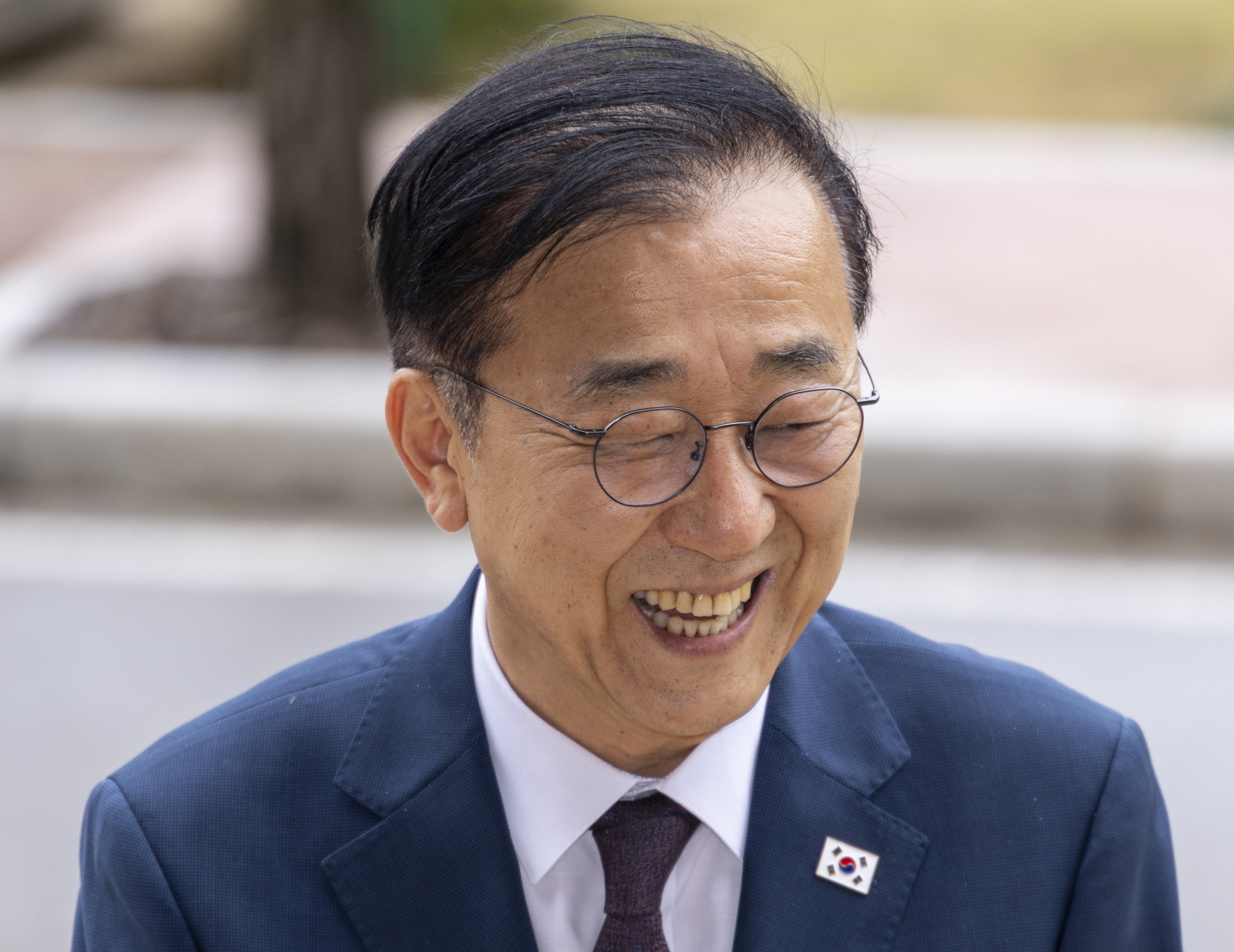 김윤덕 국토부 장관 후보자, 인사청문회 준비 위해 첫 출근