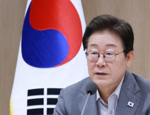 李대통령 “의대생 복귀, 다행…지역·필수·응급의료 공백 보완하라”