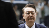 내란특검, 尹 3차 강제구인 시도…불발 시 기소 전망도