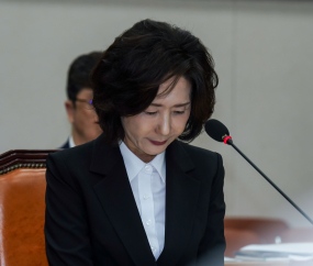 이진숙‚ 자녀 조기유학·논문 의혹에 “진심으로 사죄” [쿠키포토]