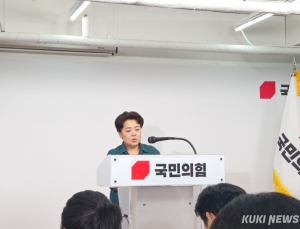윤희숙, ‘강성보수’ 4인 거취 결정 압박…“광화문 세력 끌어들여”
