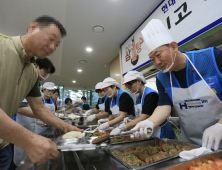 현대제철, 당진시노인복지관에 ‘삼계탕 500인분’ 전달