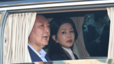 드러나는 김건희 그림자…건진법사·집사는 누구?