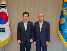 김종인 “친중 오해 유념해야”…李대통령 “한미관계 최우선”
