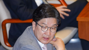 김건희 특검, 친윤 권성동도 겨눴다…통일교 로비 관여 의혹