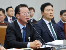 굽네치킨, 형제 경영 부활…홍철호 전 정무수석, 지앤푸드 관계사로 경영 복귀