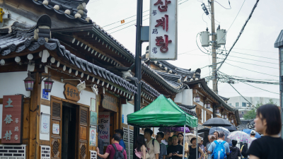 초복 앞두고 삼계탕 직접 만든다…집밥 비용은 9천원‚ 외식은 두 배