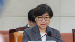 야권 의혹 제기 ‘정면돌파’ 나선 정은경…보건복지 현안 수두룩