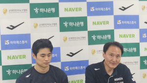 안준호 감독 “피에 굶주린 늑대처럼 리바운드 필요” [쿠키 현장]
