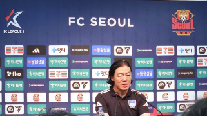 김판곤 감독 “우리 선수들 믿어…이 위기 극복할 수 있다” [쿠키 현장]