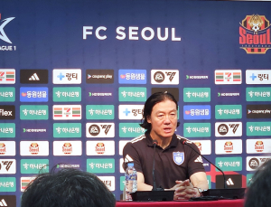 김판곤 감독 “우리 선수들 믿어…이 위기 극복할 수 있다” [쿠키 현장]