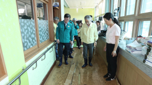 박종훈 경남교육감, 진주 명석초·중 수해 현장 찾아