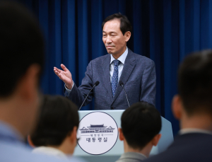 우상호 “강선우 임명 결정, 與지도부 의견이 가장 커”