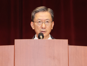 정성호 신임 법무부 장관 “검찰개혁 완수할 것”