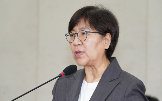 미국보다 1.6배 비싼 한국 복제약…가격 인하 칼 빼나