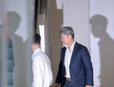‘재판 청탁 의혹’ 이종호, 특검 2차 소환에도 불응
