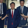 ‘무소불위’ 권력, 법 앞에 서다