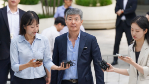 ‘김건희 최측근’ 이종호 재소환…재판 청탁 의혹