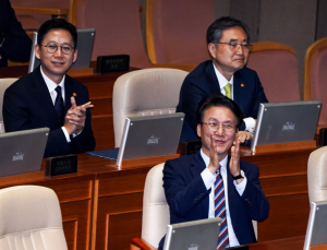 김민석 총리 등 신임 국무위원들‚ 국회 첫 공식 인사 [쿠키포토]