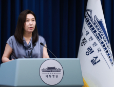 李대통령, 소비쿠폰 금액별 색깔 차별에 “인권 감수성 매우 부족” 
