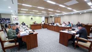 농수산해양위원회‧사무처 수해 마을 찾아 복구 힘 보태 [충남도의회]