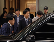 한미 2+2 협상 무산, 위성락 귀국…8일 남은 관세 협상 ‘험로’ 걷나