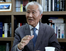 조갑제 “부정선거론·계엄 찬성 김문수, 당권 잡으면 해산 대상 될 것”