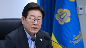 李대통령 “배당소득세제 개편…이자 놀이 말고 투자 확대를”