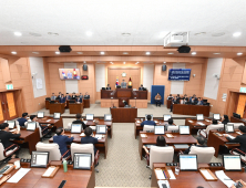 김해시의회 제272회 임시회 … 올해 추가경정예산안과 조례안, 동의안 총 15건 안건 처리 폐막