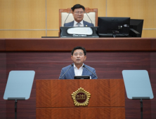 윤수봉 전북도의원, “완주군민 뜻에 반하는 완주·전주 통합 추진 중단” 촉구
