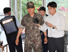 해병특검‚ ‘이종섭 측근’ 박진희 소환…“채상병 명복 빈다”