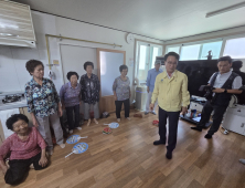 박동식 사천시장, 폭염 속 취약계층 안전 점검 나서...시민 건강 직접 챙긴다