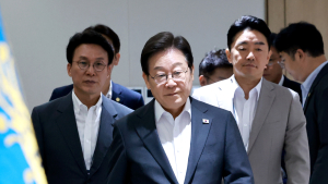 李대통령, 오늘 스가 전 日 총리 접견…“첫 일본 고위급 인사 방한”