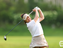‘상금왕’ 최혜정, 챔피언스 클래식 3차전서 시즌 첫 승 달성 [KLPGA]