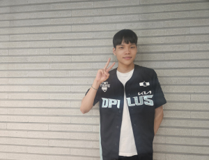 ‘시우’ 전시우 “3세트 배울 게 많았다…초가스 더 연습할 것” [쿠키인터뷰]