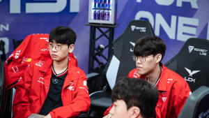 ‘페이커 재계약 축포’…T1, KT에 2-0 완승 [쿠키 현장]