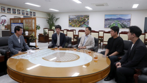 전주시의회 남관우 의장, 이창호 국수와 바둑 저변 확대 논의