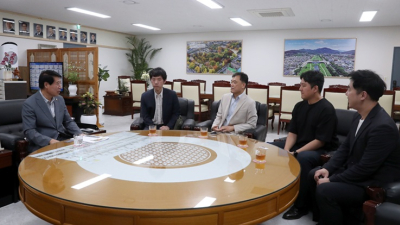 전주시의회 남관우 의장, 이창호 국수와 바둑 저변 확대 논의