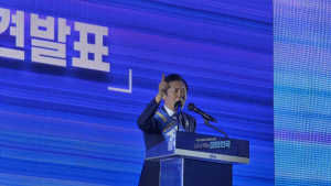 정청래 “협치보다 내란 척결이 먼저…속 시원한 개혁 당대표” [8·2 민주 전당대회]