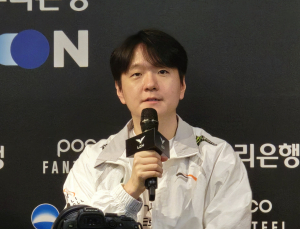 최인규 한화생명 감독 “T1전 중요했는데 0-2 패배 아쉬워”