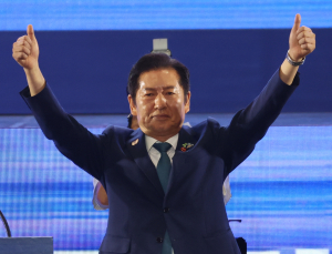 정청래, 신임 민주당 사무총장 조승래·정책위의장 한정애 임명
