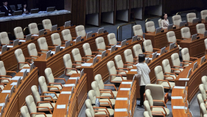 필리버스터 시작한 국힘…자리 떠나는 민주 [쿡 정치포토]