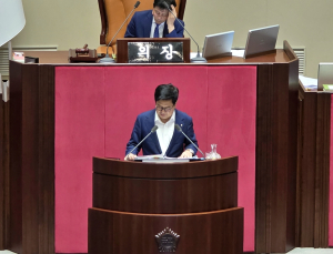 국회, 방송법 처리 후 ‘방문진법’ 본회의 상정…국힘 다시 저지