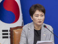 이언주, 檢개혁안 유출에 “어떻게 통째로?…방해공작 만만치 않을 듯”