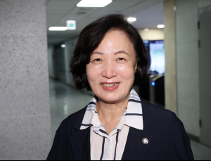 野, 이춘석 사퇴에 “법사위원장 돌려줘야”…與 추미애 내정으로 쟁탈전 先차단