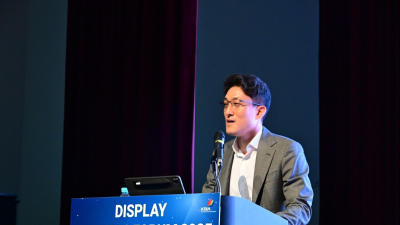 “OLED 캐즘 넘는다”…LG·삼성디스플레이, AI·저전력 기술로 승부수