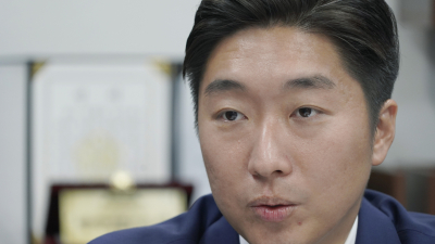 ‘김구 증손’ 김용만 “나라 위해 꽃 심는 마음”…백범이 알려준 애국은 [쿡 인터뷰]